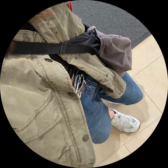 Poshmark profile picture for @nowaybro